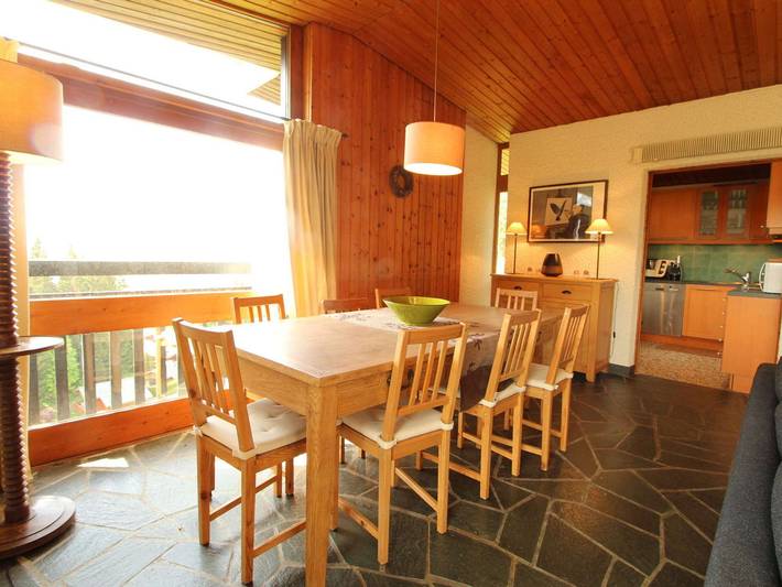 Gîte pour 11 personnes, avec balcon dans Les Carroz - 3