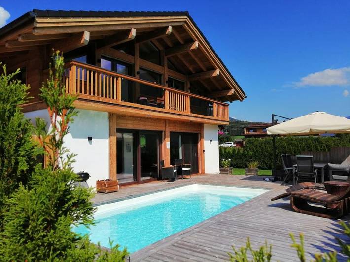 Chalet für 8 Personen, mit Balkon und Terrasse sowie Garten und Pool in Österreich - 2