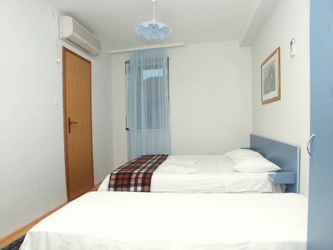 Appartamento vacanze a Comisa a partire da 117€ a notte