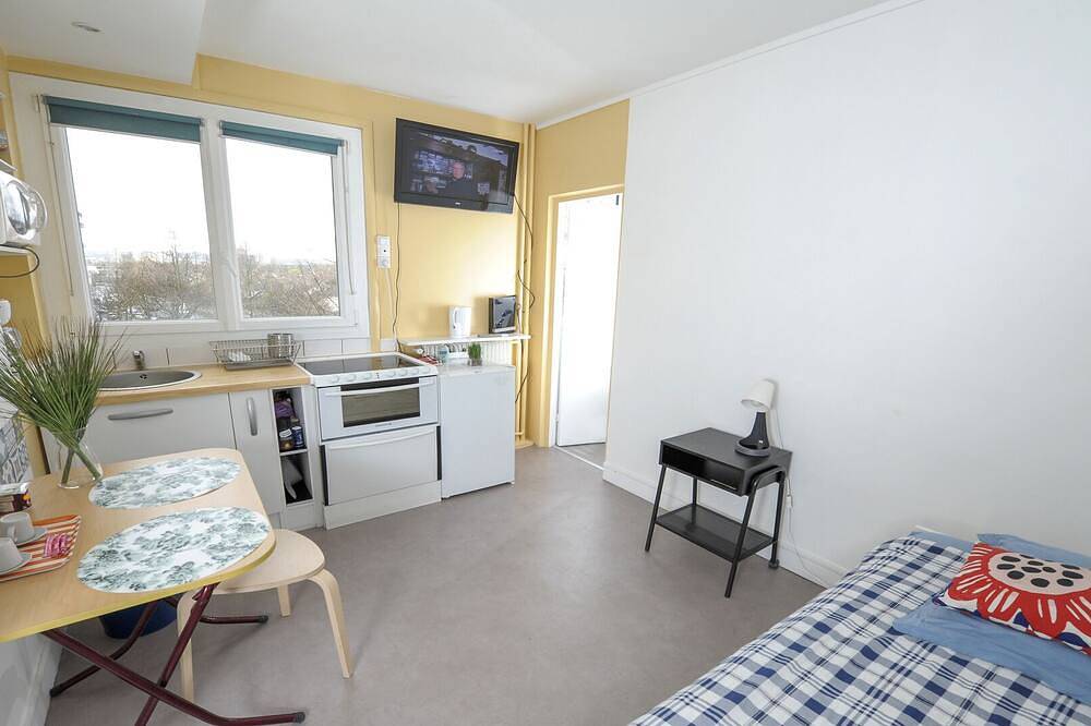 Apartamento entero, Studio Cosy et Fonctionnel, Proche de Paris in Villeneuve-la-Garenne, Altos del Sena
