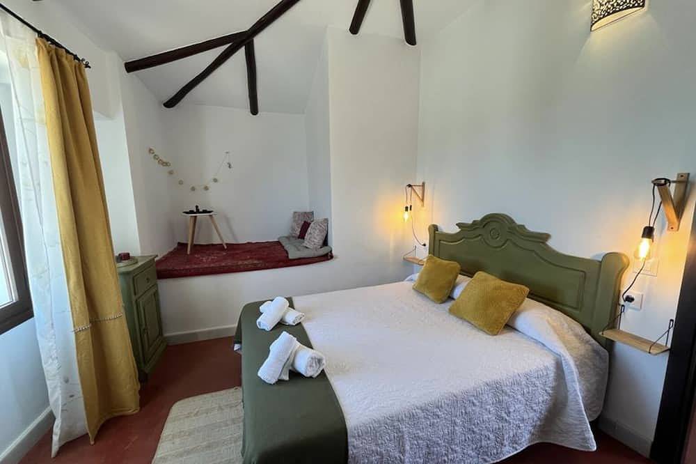 Villa Domínguez - Typical Andalusian farmhouse (Wi-Fi,Bbq, swimmingpool,relax) in Lucena, Sierras Subbéticas