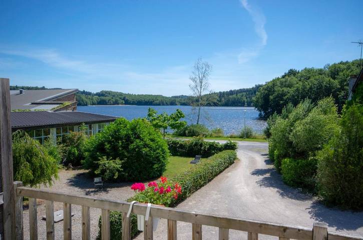 Hôtel pour 4 personnes, avec jardin ainsi que vue sur le lac et vue dans Lac de la Triouzoune - 4