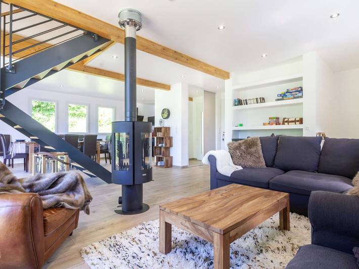 Neues Haus in Grust für 12 Personen, 4 Schlafzimmer, Wifi, Parkplatz, Bettwäsche und Reinigung inkl. in Grust, Nationalpark Pyrenäen
