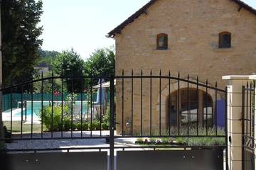 Gîte pour 6 personnes, avec jardin et terrasse à La Chapelle-Aubareil