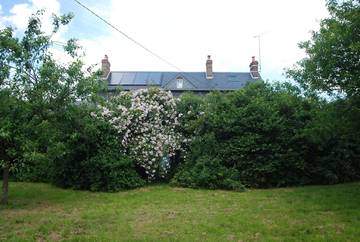 Cottage pour 3 personnes, avec jardin dans Blacqueville