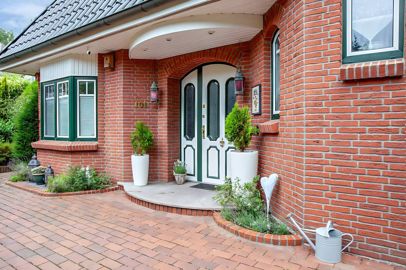 Ganze Wohnung, Apartment 'Heidekrönchen' mit privater Terrasse, Garten und Wlan in ruhiger Waldlage in Neu Wulmstorf, Landkreis Harburg