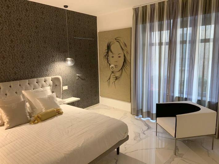 BnB für 2 Personen, mit Balkon und Terrasse in Alba