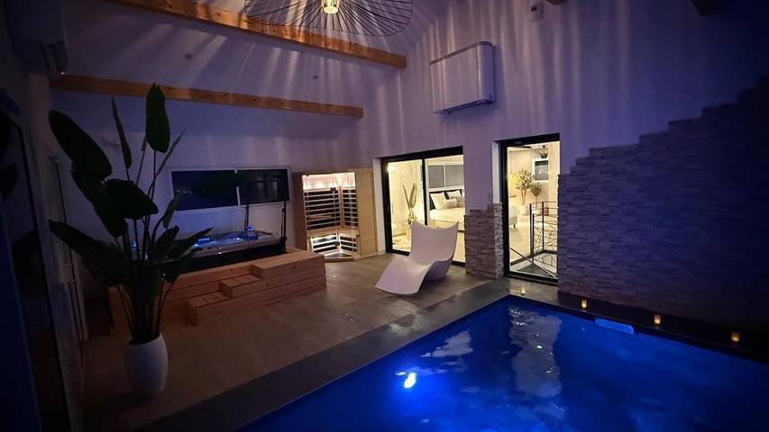 Ferienhaus für 2 Personen, mit Garten und Sauna sowie Pool und Whirlpool in Franche-Comté - 4