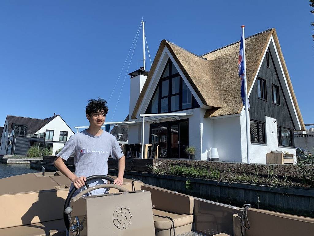Aan het water in Friesland (Ni) in Stavoren, IJsselmeer