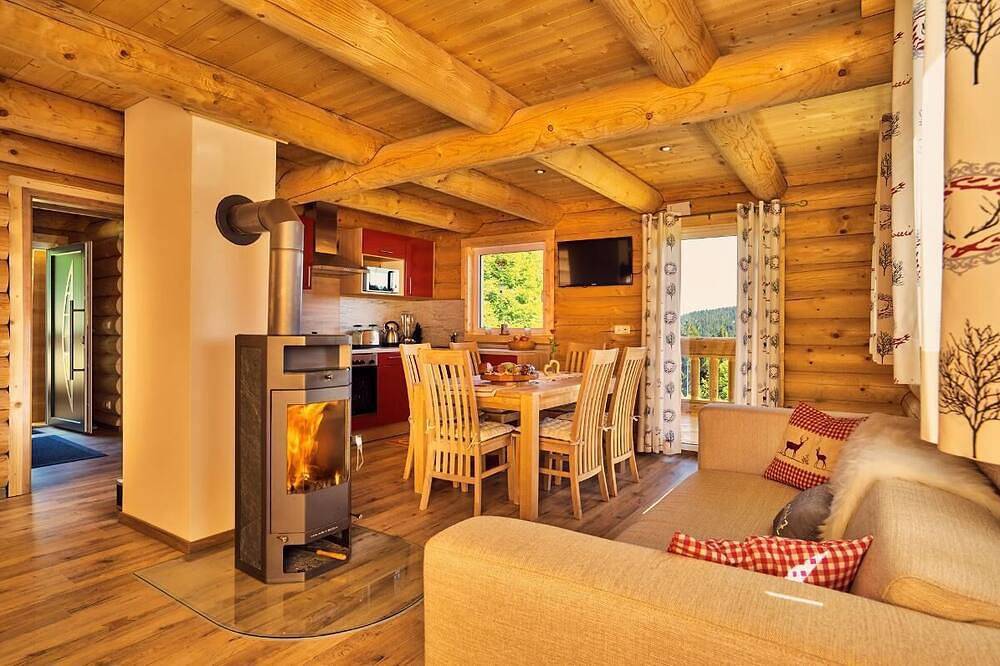 Ganze Wohnung, Chalet (90qm) für bis zu 5 Personen mit großer Wohnstube in Neuschönau, Šumava Mountains