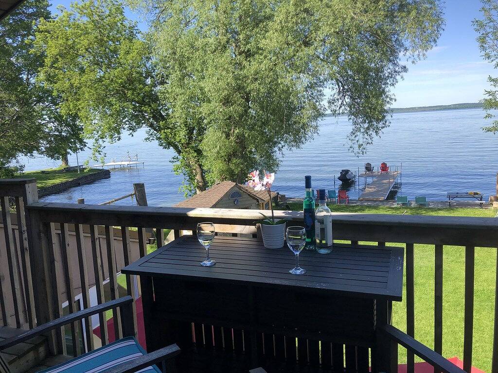 Cottage for 15 Guests in Georgina, Ontario