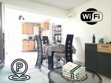 Gîte pour 4 personnes, avec jardin à Champcevinel