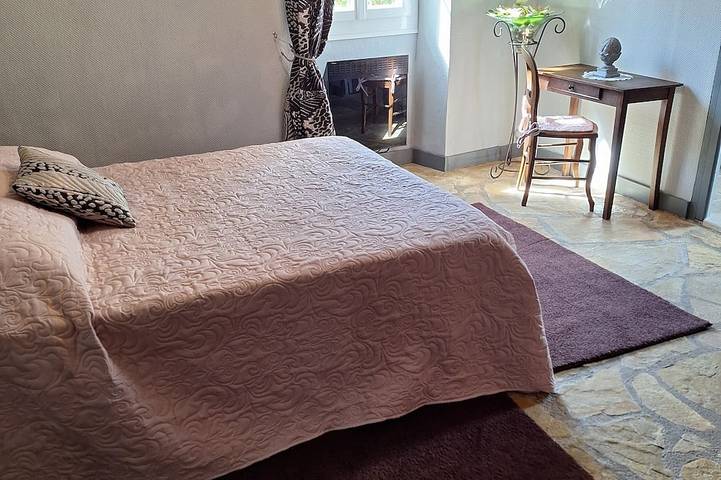 Gîte pour 4 personnes, avec jardin, animaux acceptés à Archignac - 2