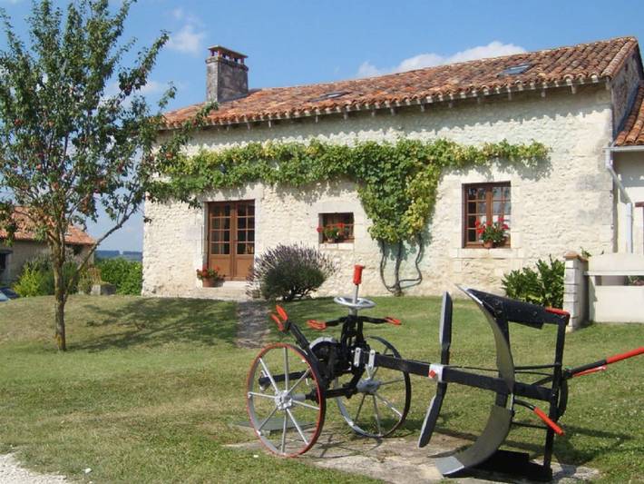 Gîte pour 8 personnes, avec Piscine à Pillac