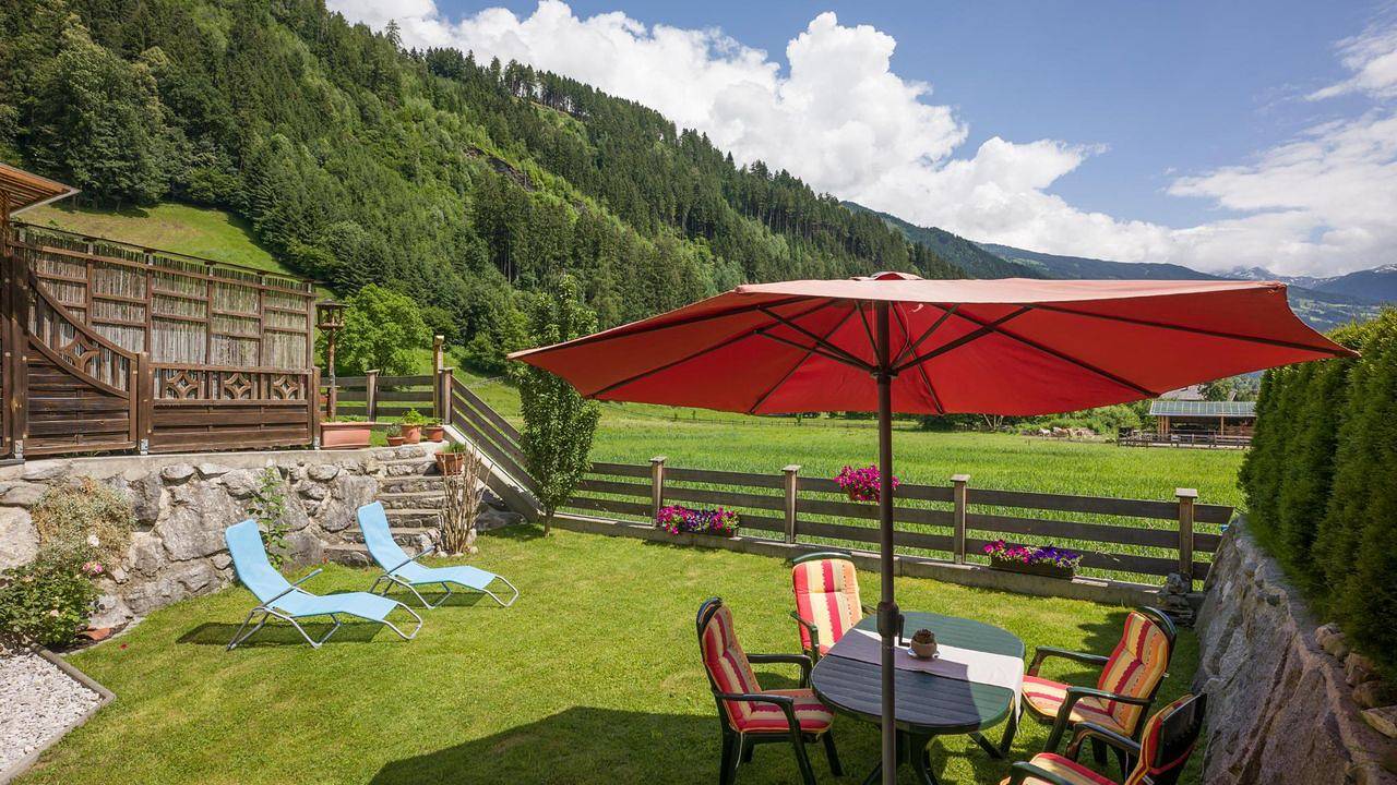 Ganze Ferienwohnung, Ferienwohnung für 4 Personen (50 m²) in Stumm im Zillertal in Stumm, Ski-Optimal Hochzillertal