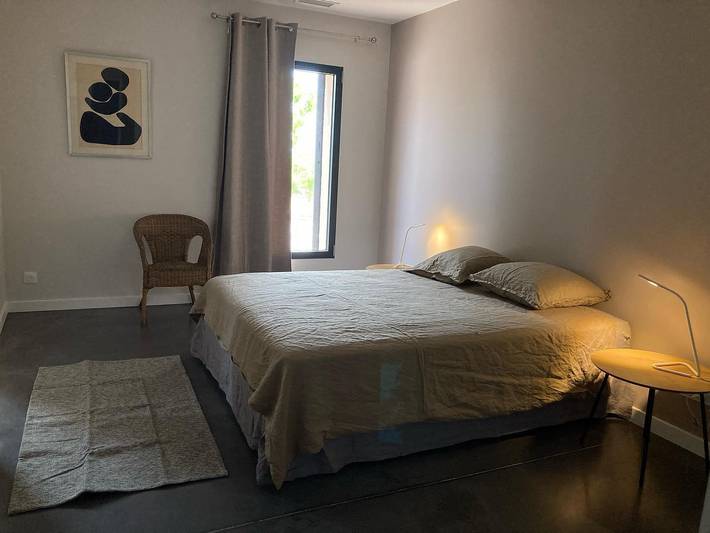 Gîte pour 15 personnes, avec terrasse ainsi que piscine et jardin, animaux acceptés à Trouillas - 4