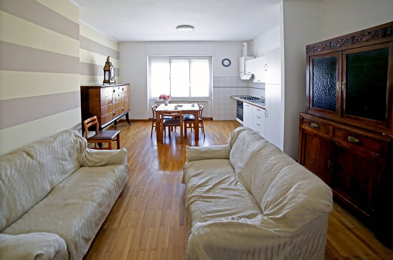 Entire apartment, Apartment "Du Lac 3" with Mountain View & Balcony in Feriolo, Comune di Baveno