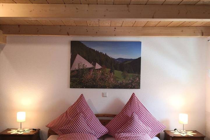 Ferienwohnung für 2 Personen, mit Garten in Schönenberg