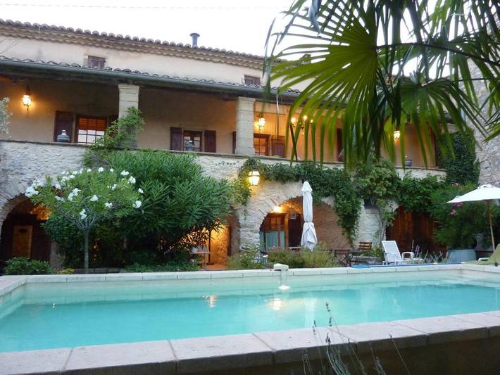 Location de vacances pour 10 personnes, avec balcon ainsi que vue et piscine à Belvézet - 2