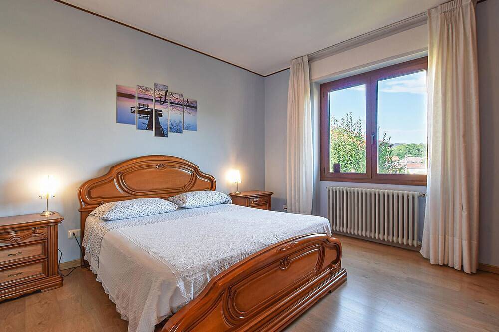 Superbe maison de 3 chambres à Gozzano. in Gozzano, Province de Novare