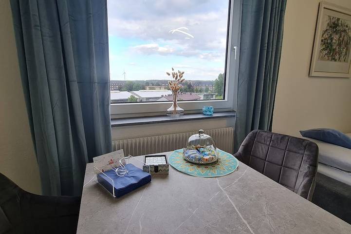 Apartamento entero, Deichliebe 1 - fantastic view, own garage & contactless check-in in Bremerhaven-Mitte, Bremerhaven