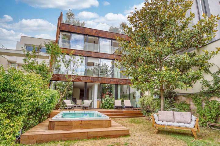 Villa pour 10 personnes, avec balcon/terrasse