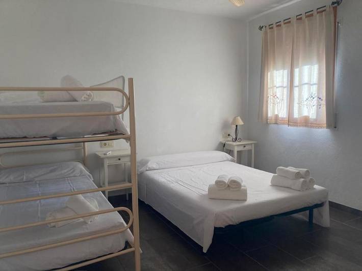 Casa rural para 3 personas, con Terraza además de Piscina y Vistas en Amposta - 3