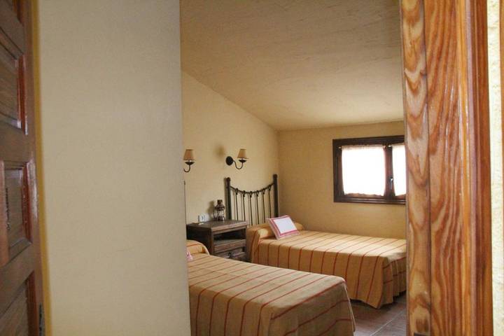 Casa rural para 2 personas, con vistas y terraza en Valles de los Ríos Leza, Jubera, Cidacos y Alhama - 4