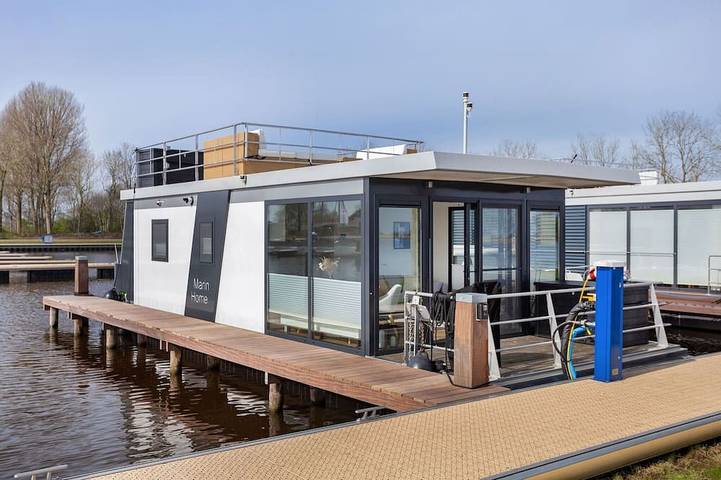 Hausboot für 4 Personen, mit Garten in Friesland