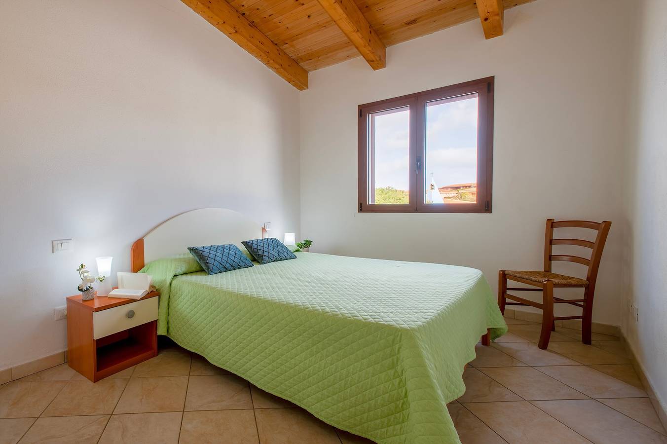 Ganze Wohnung, Ferienwohnung '4 S' mit Privatterrasse, Gemeinschaftsgarten und Balkon in Trinità d'Agultu e Vignola und Umgebung, Olbia-Tempio
