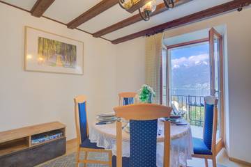 Ferienwohnung für 3 Personen, mit Seeblick und Balkon in Gambarogno