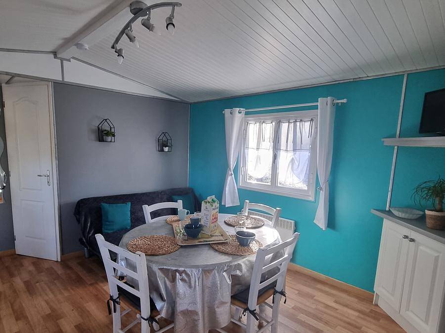 Camping La Garenne - Mobilhome 4 personnes - 55 Résidence L'eucalyptus 32m2 Terrasse Couverte, Télévision 1/4 pers in Peyrignac, Périgord Noir