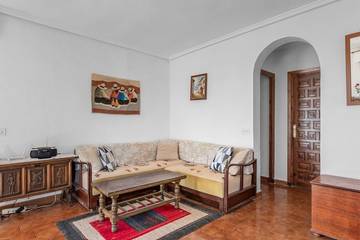 Villa pour 6 Personnes dans Ciudad Quesada, Rojales, Photo 3