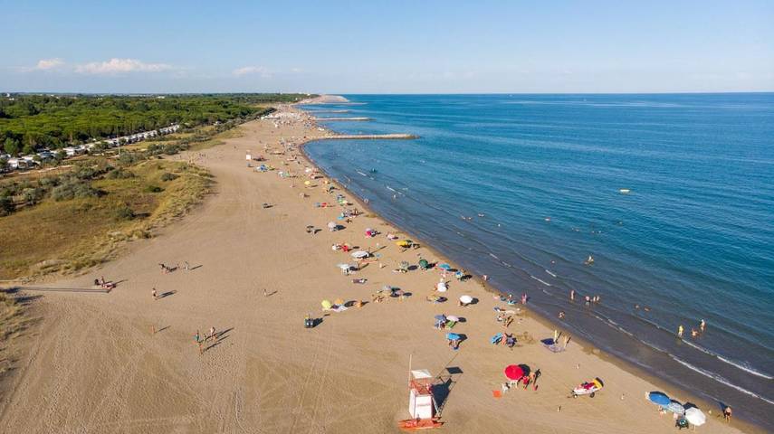 Camping für 5 Personen, mit Terrasse und Garten sowie Pool in Punta Sabbioni