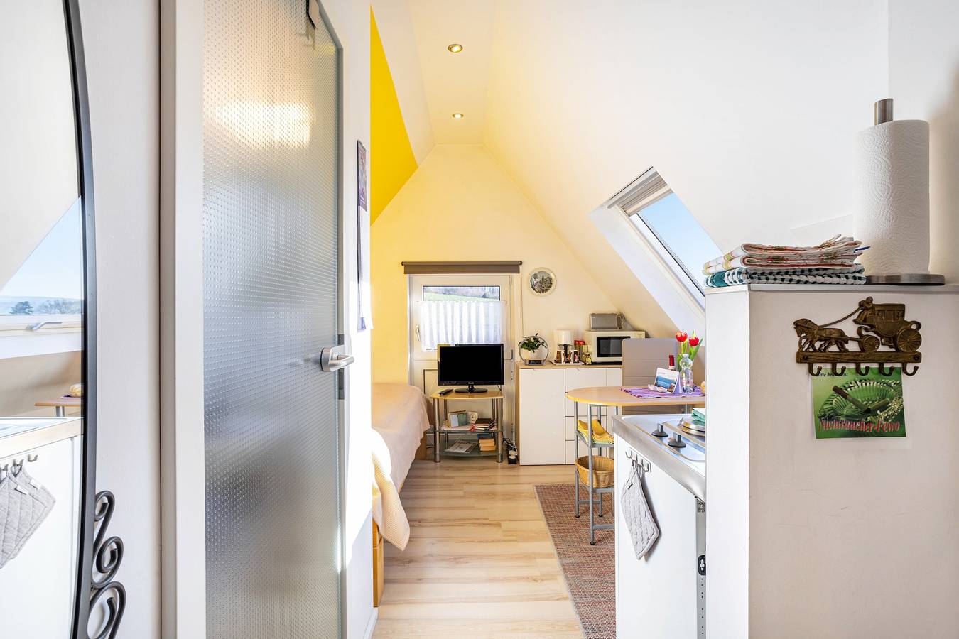 Ganzes Studio, Studio casa felicitas, 1 wohn-/schlafzimmer, max. 2 personen (für kleinkinder nicht geeignet) in Möhnesee, Kreis Soest