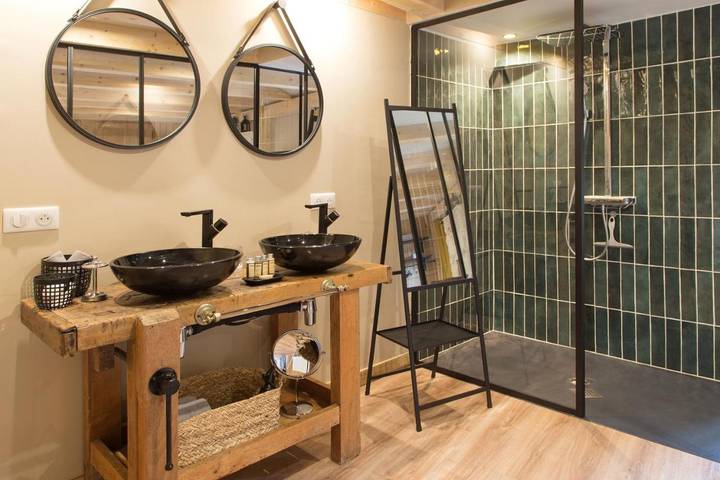 Location de vacances pour 2 personnes, avec vue et jardin à Saint-Cirq-Lapopie - 2