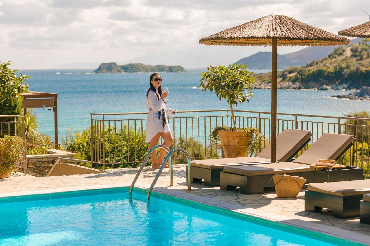 Paramithenio Village Beach Resort & Spa in Eubée