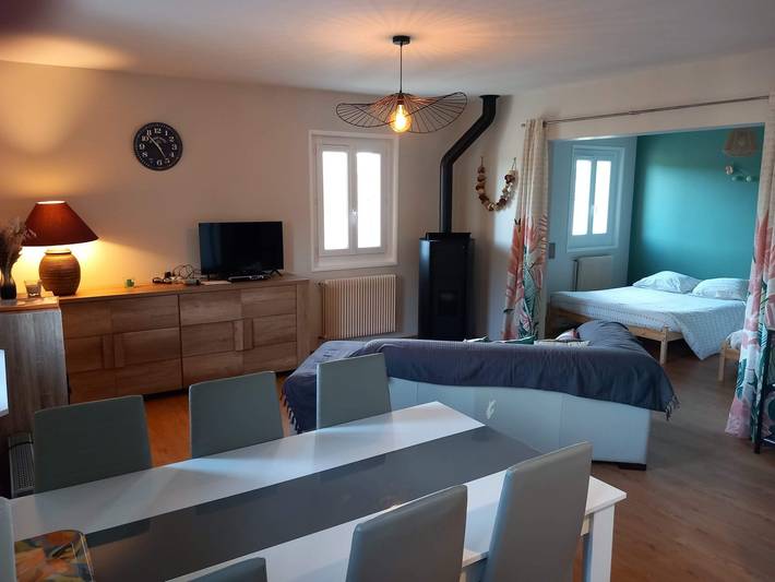 Gîte pour 6 personnes, avec terrasse à Saint-Front - 3