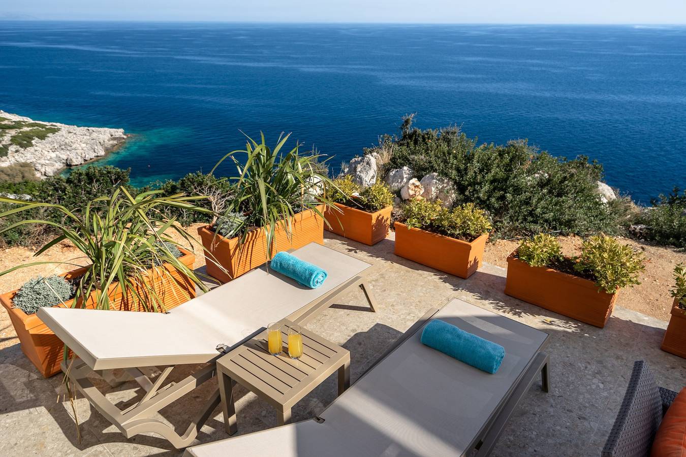 Entire apartment, Holiday Apartment "Joy Breeze" with Sea View, Balconies & Wi-Fi in Skala, Kefalonia