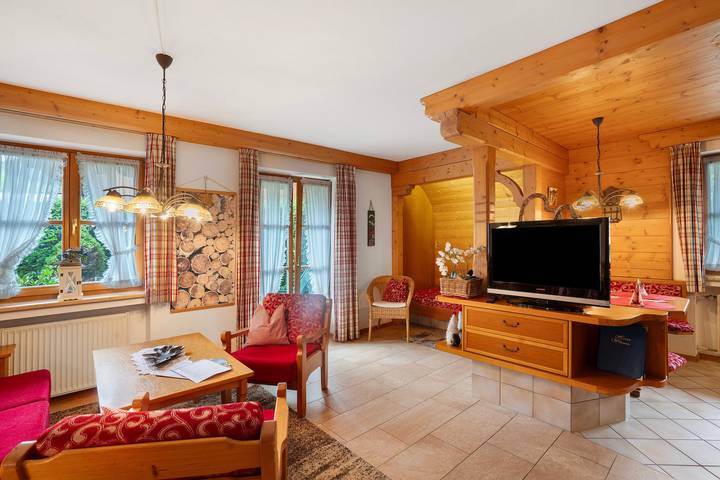 Ferienwohnung für 4 Personen, mit Garten und Sauna im Mittenwald - 2