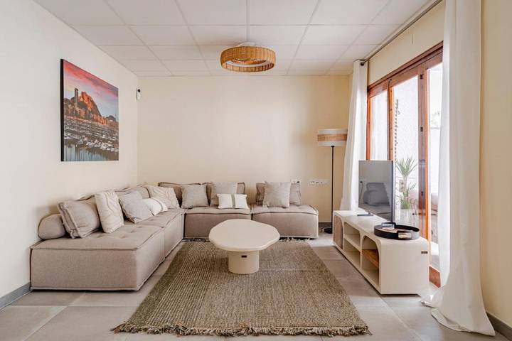 Apartamento para 5 personas, con jacuzzi y balcón en La Merced