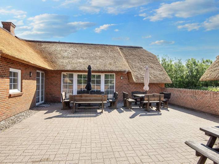 Ferienhaus für 18 Personen, mit Terrasse und Whirlpool sowie Sauna und Pool, kinderfreundlich in Nissum Fjord - 3