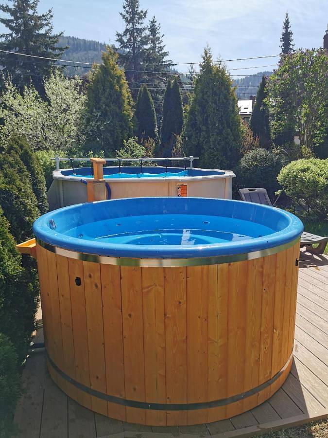 Cały apartament wypoczynkowy, Wieczorek Pokoje Gościnne Całoroczne jacuzzi ogrodowe in Szczyrk, Karpaty (Polska)