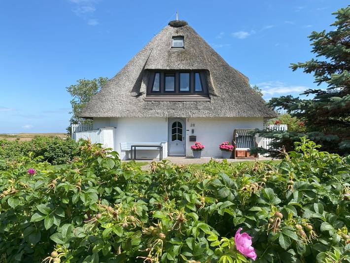 Ferienwohnung für 2 Personen, mit Terrasse und Garten sowie Ausblick in Morsum