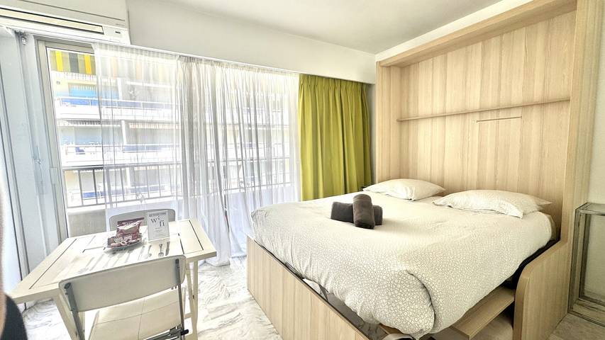 Studio pour 2 personnes, avec balcon, animaux acceptés