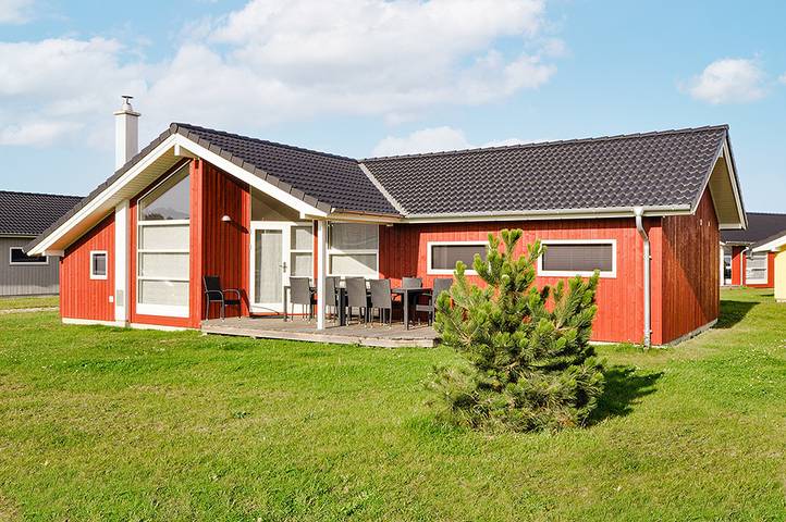 Ferienhaus für 10 Personen, mit Whirlpool und Terrasse sowie Sauna, mit Haustier in Großenbrode