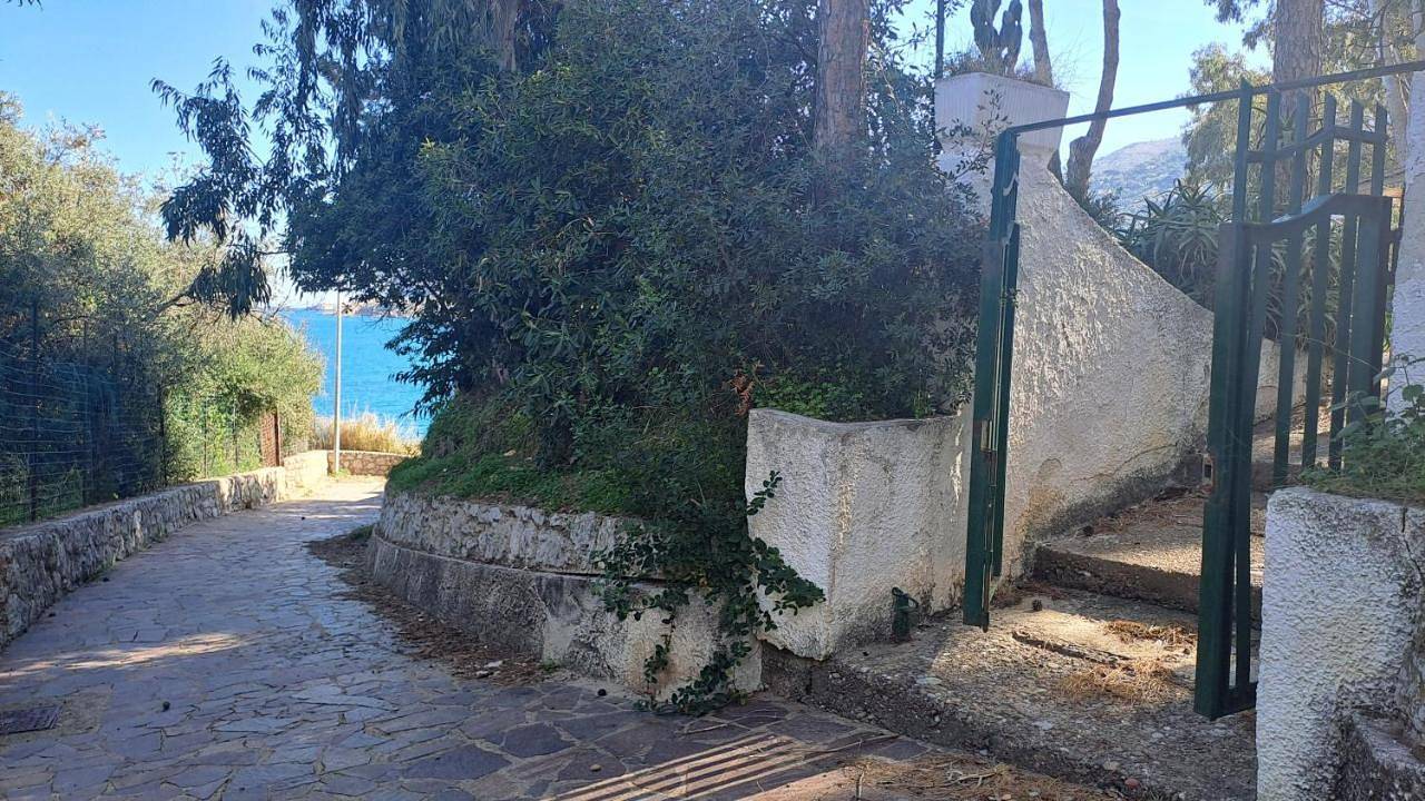 Stella di Livia by Casa in mente in Mazzaforno, Cefalù (Comune)