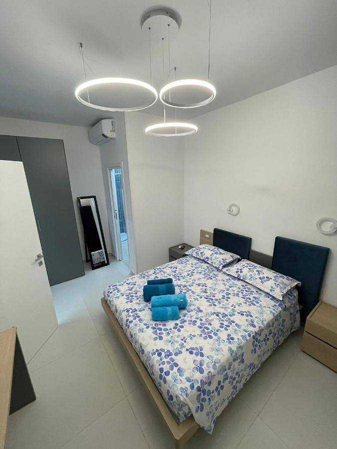 Large Double Room in Diamante, Costa Tirrenica Calabria