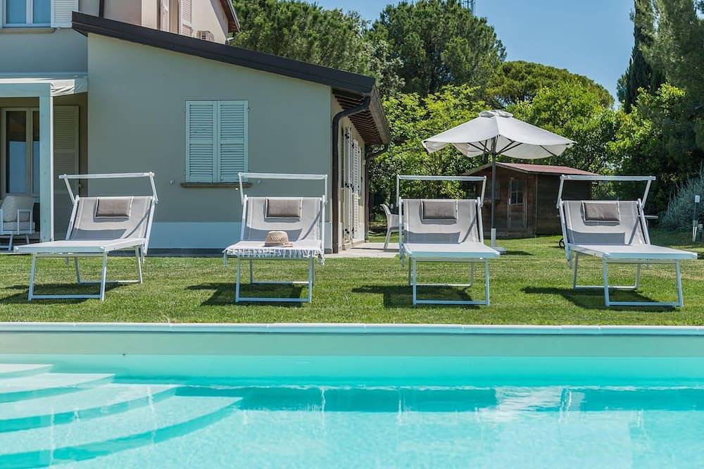 Villa Selene - Private Villa, 5 Zimmer, Pool, Klima, Wlan, Meerblick, Marken in Pesaro, Valle del Metauro