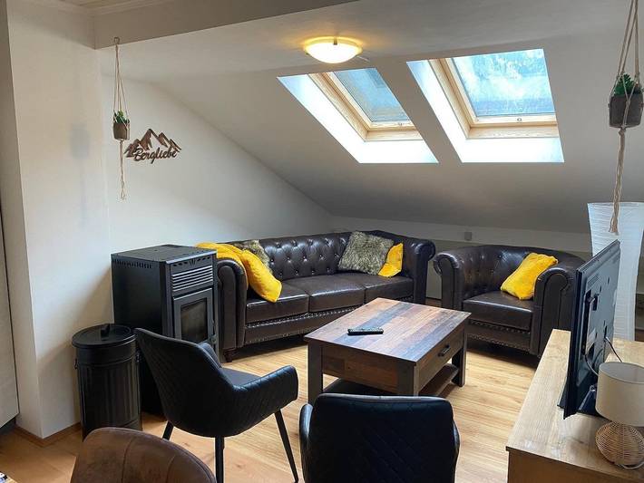 Ferienwohnung für 8 Personen, mit Balkon und Terrasse sowie Garten in Stall